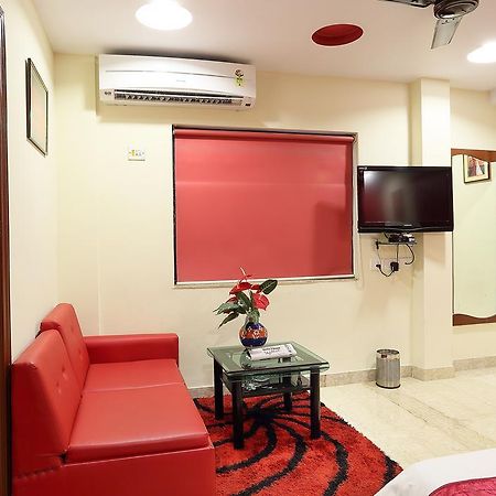 The Circle Club Inn Kolkata Exterior photo