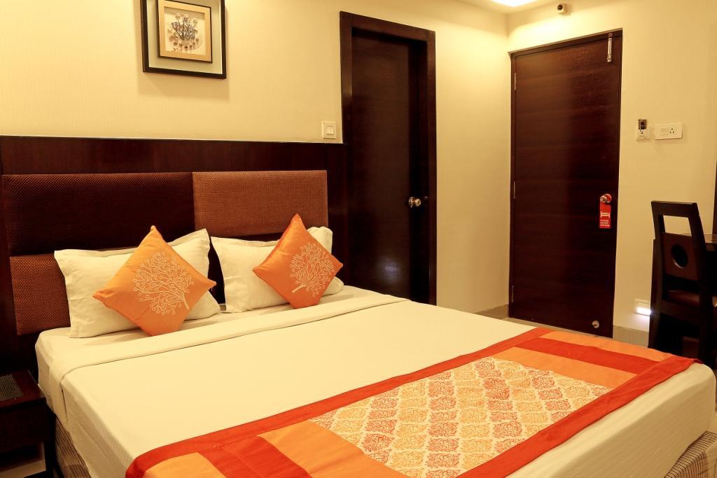 The Circle Club Inn Kolkata Exterior photo